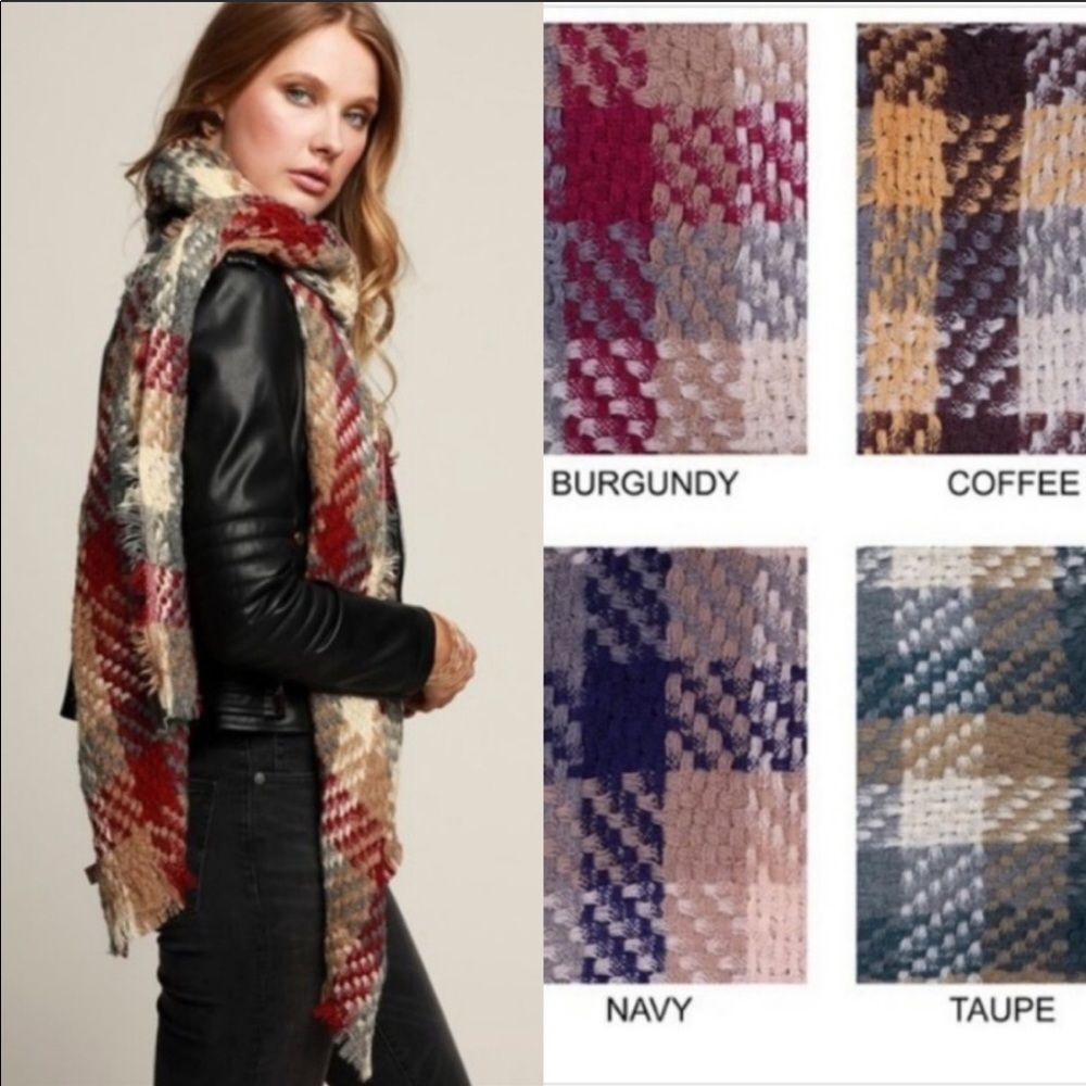 🌟3 FOR $30!!! TWO PACK🌟NWT COMFY Blanket Scarves - Picture 2 of 4